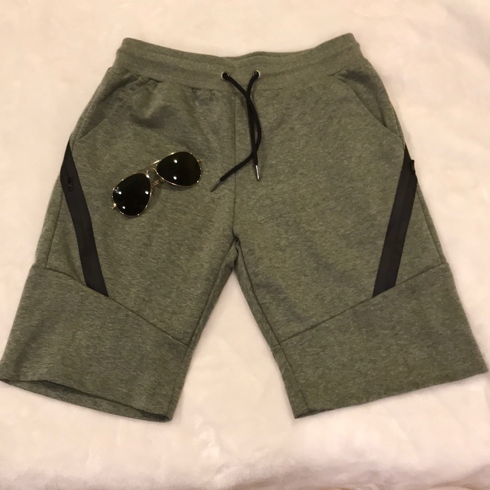 M. Society men’s shorts size M